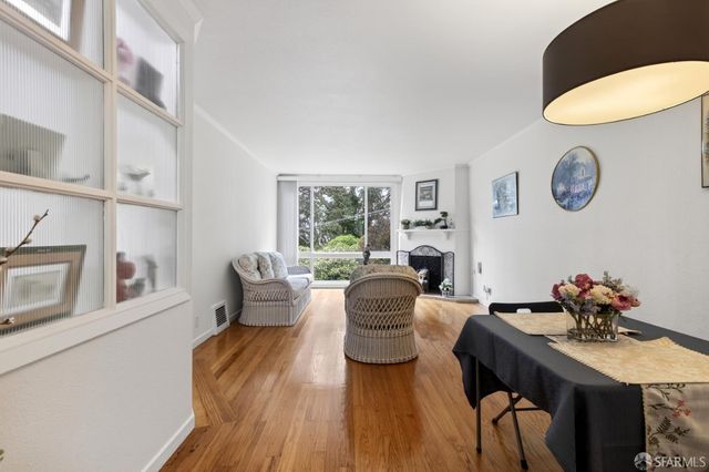 255 Molimo Drive, San Francisco, CA 94127