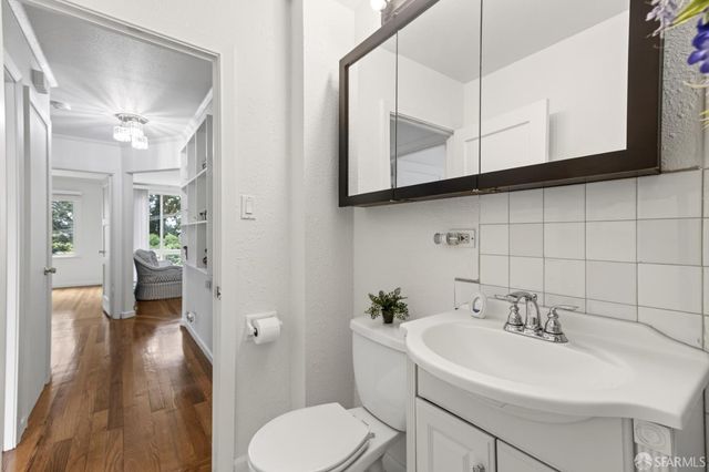 255 Molimo Drive, San Francisco, CA 94127