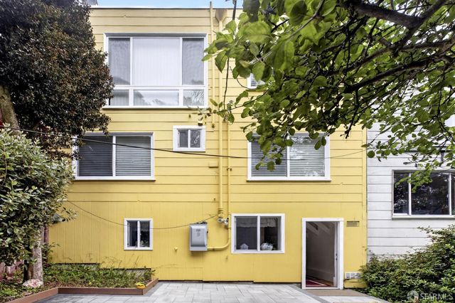255 Molimo Drive, San Francisco, CA 94127