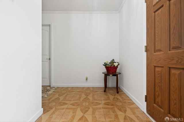 255 Molimo Drive, San Francisco, CA 94127