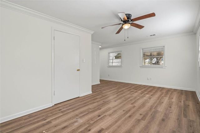 5213 Pineview S Lane, Mobile, AL 36608