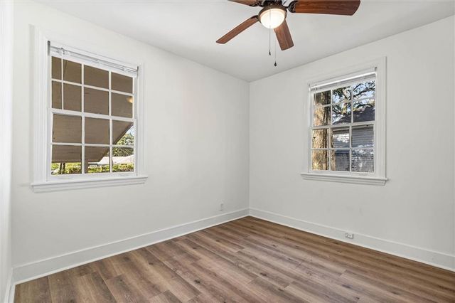 5213 Pineview S Lane, Mobile, AL 36608