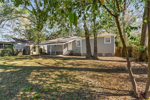 5213 Pineview S Lane, Mobile, AL 36608