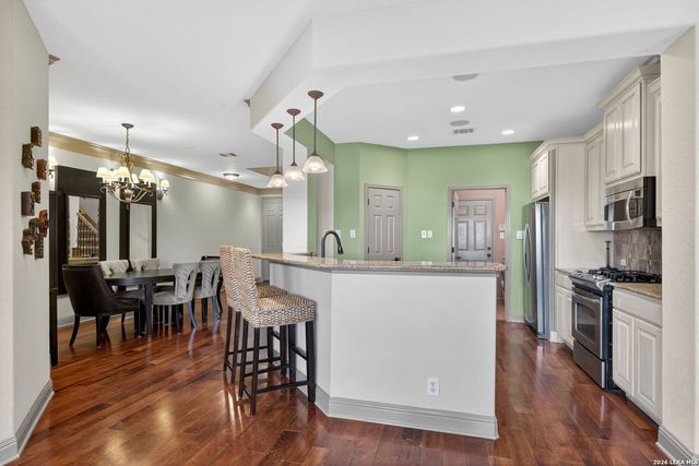 8250 Cruiseship Bay Unit 402, San Antonio, TX 78255