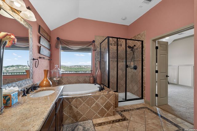 8250 Cruiseship Bay Unit 402, San Antonio, TX 78255