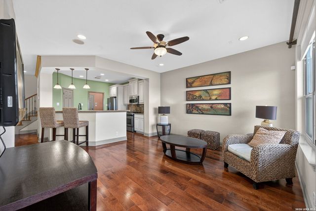 8250 Cruiseship Bay Unit 402, San Antonio, TX 78255