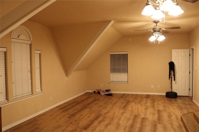 3010 Saint Lo, Irving, TX 75060
