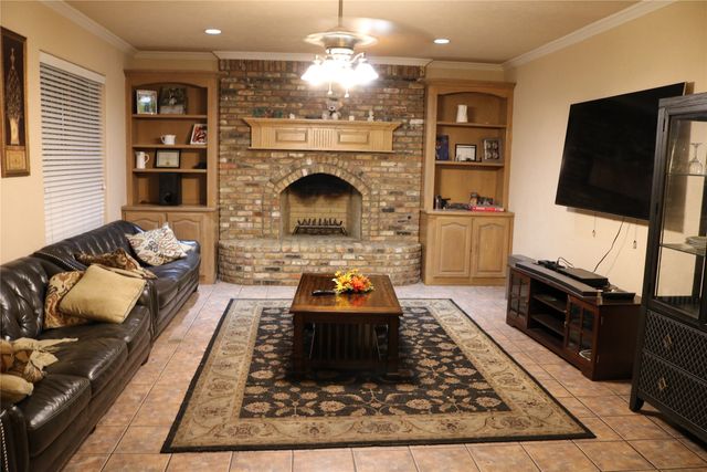 3010 Saint Lo, Irving, TX 75060