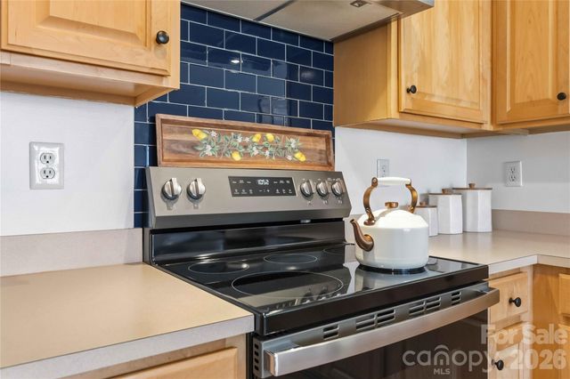 2141 Bluebonnet Lane, Matthews, NC 28104