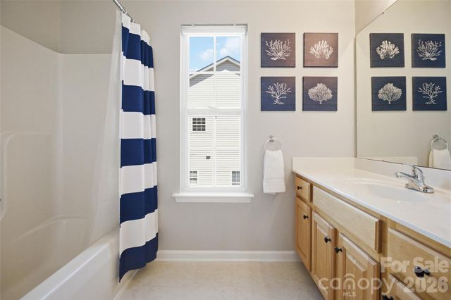 2141 Bluebonnet Lane, Matthews, NC 28104