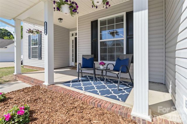 2141 Bluebonnet Lane, Matthews, NC 28104