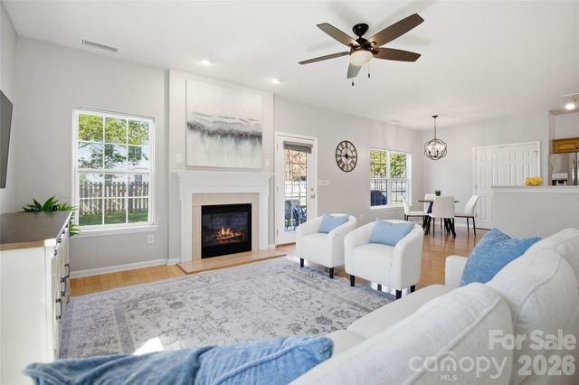 2141 Bluebonnet Lane, Matthews, NC 28104
