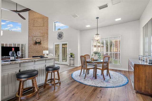32 One Main Place, Benbrook, TX 76126