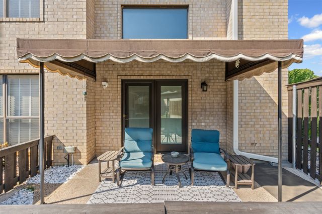 32 One Main Place, Benbrook, TX 76126