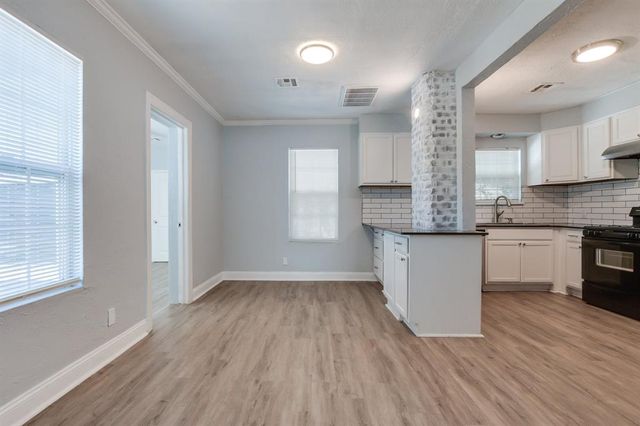 3008 N Virginia Avenue, Oklahoma City, OK 73106