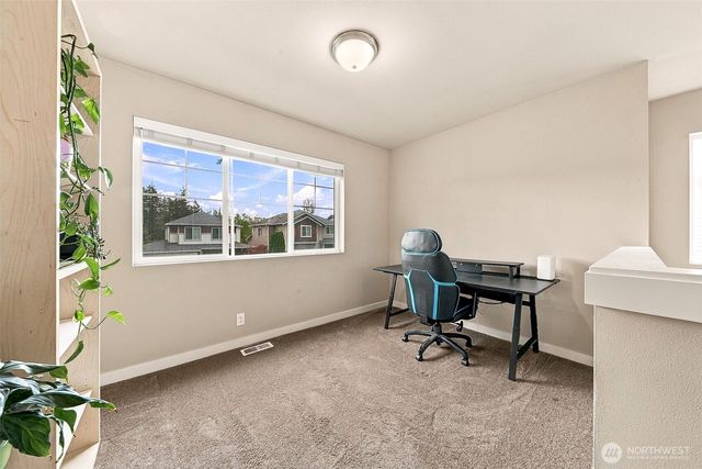 6337 Victoria Avenue SE, Auburn, WA 98092