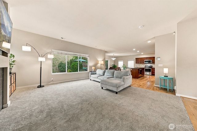 6337 Victoria Avenue SE, Auburn, WA 98092