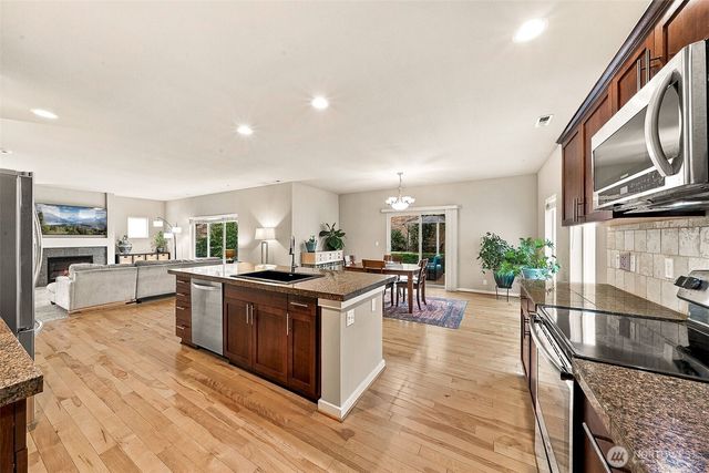 6337 Victoria Avenue SE, Auburn, WA 98092