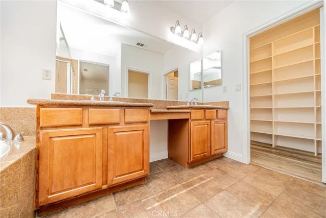 8274 Fern Grove Circle, Riverside, CA 92508