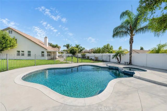 8274 Fern Grove Circle, Riverside, CA 92508