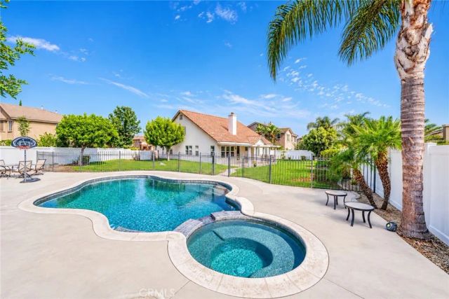 8274 Fern Grove Circle, Riverside, CA 92508