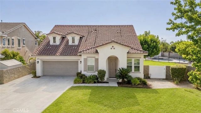 8274 Fern Grove Circle, Riverside, CA 92508