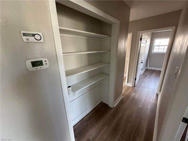 924 Gossman DR, Virginia Beach, VA 23452