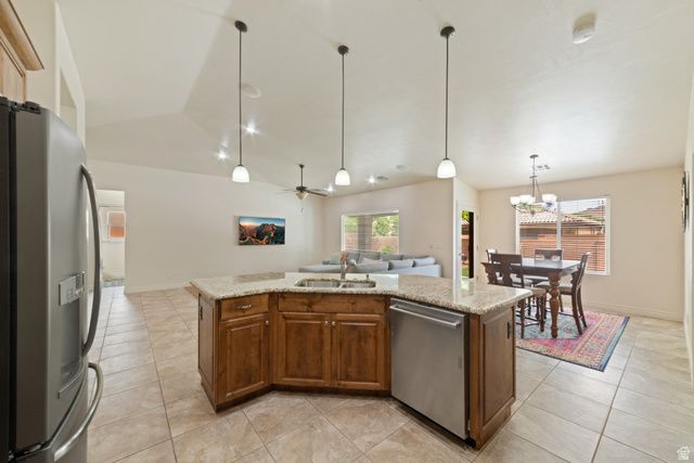 4119 S CROWN JEWEL WAY, Washington, UT 84780