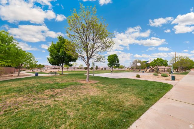 4119 S CROWN JEWEL WAY, Washington, UT 84780