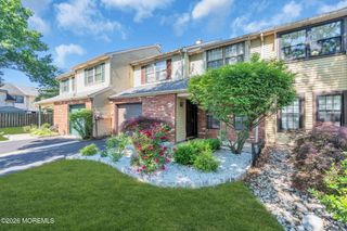 25 Paine Court, East Brunswick, NJ 08816