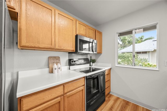 102 Kahako Street A, Kailua, HI 96734