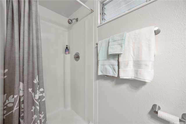 102 Kahako Street A, Kailua, HI 96734