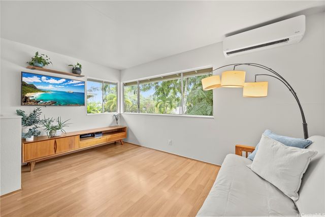 102 Kahako Street A, Kailua, HI 96734