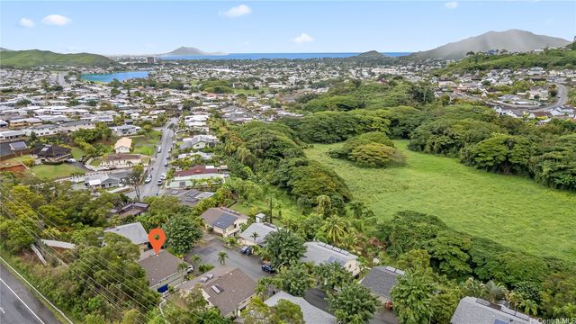 102 Kahako Street A, Kailua, HI 96734