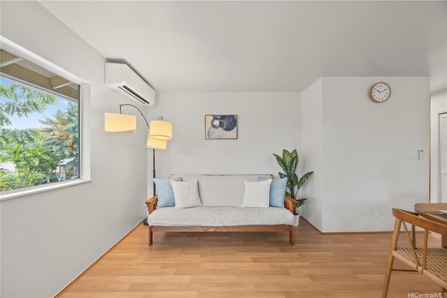 102 Kahako Street A, Kailua, HI 96734