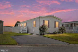 323 JACOBS LOOP #24, Bear, DE 19701