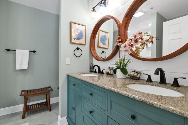 126 Jungle Road 7b, Edisto Island, SC 29438