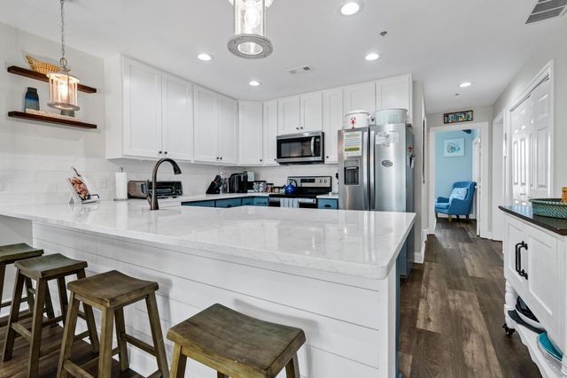 126 Jungle Road 7b, Edisto Island, SC 29438