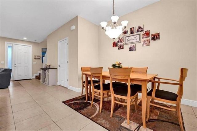 2930 Cascada Isles Way, Cooper City, FL 33024