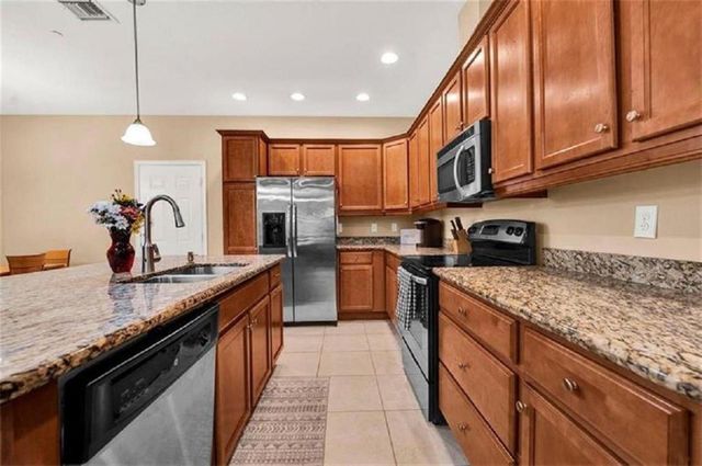 2930 Cascada Isles Way, Cooper City, FL 33024