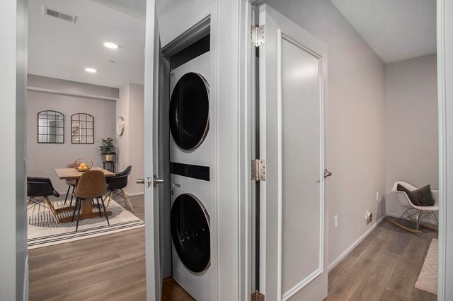 616 Southworth Terrace, Kalamazoo, MI 49048