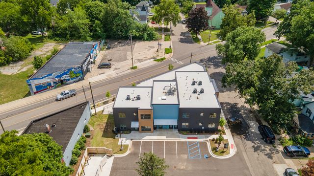 616 Southworth Terrace, Kalamazoo, MI 49048