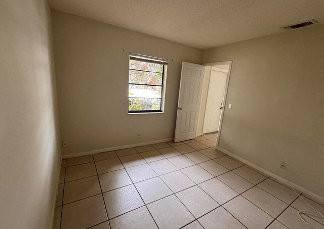 1115 Goldenrod Road 1115, Wellington, FL 33414