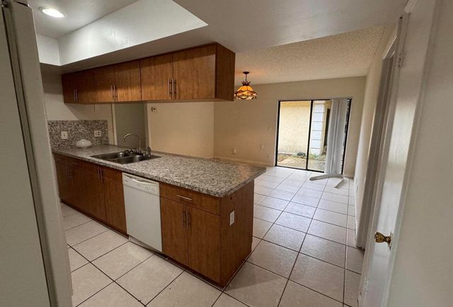 1115 Goldenrod Road 1115, Wellington, FL 33414