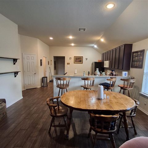 3034 Tandem Court, Rosenberg, TX 77471