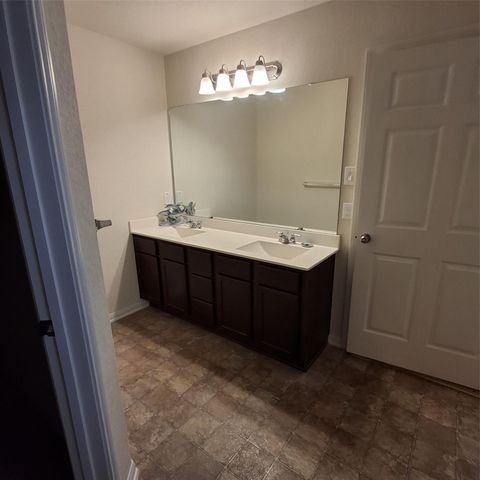 3034 Tandem Court, Rosenberg, TX 77471