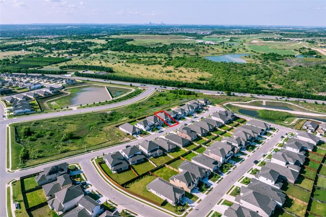 6812 Rounded Pebble LN, Buda, TX 78610