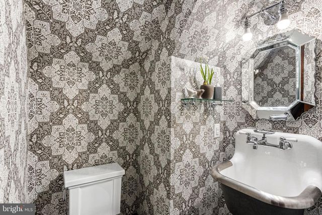 213 WARWICK RD, Haddonfield, NJ 08033