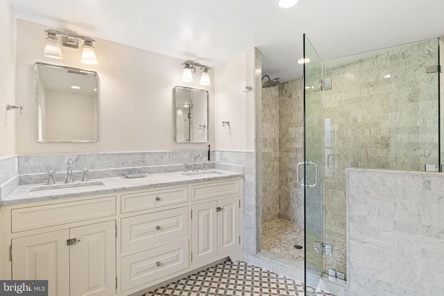 213 WARWICK RD, Haddonfield, NJ 08033