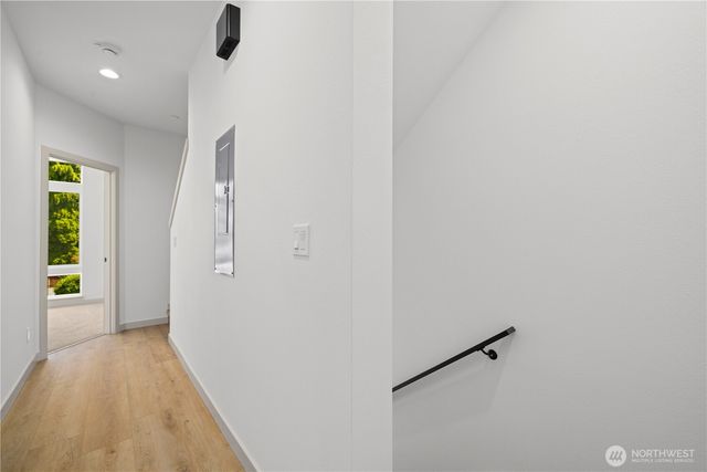 7011 9th Avenue NE, Seattle, WA 98115